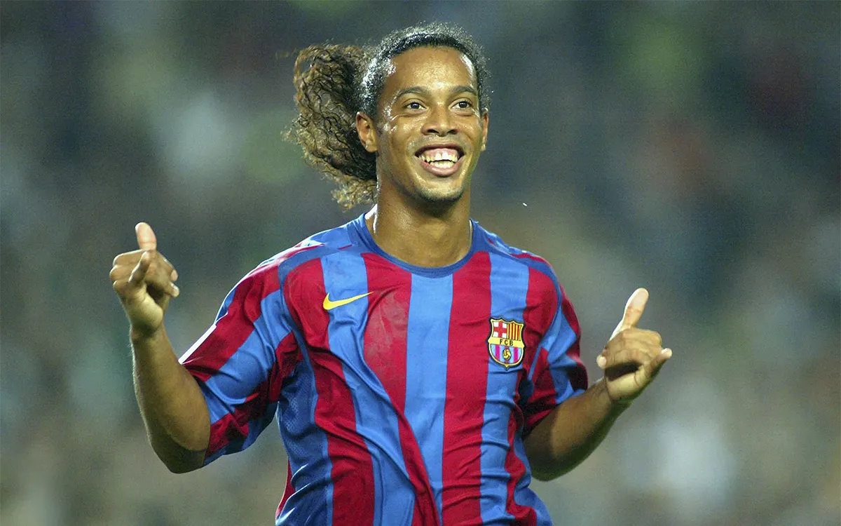 Он и есть красота футбола. Почему Рональдиньо стоя аплодировал весь Мадрид?