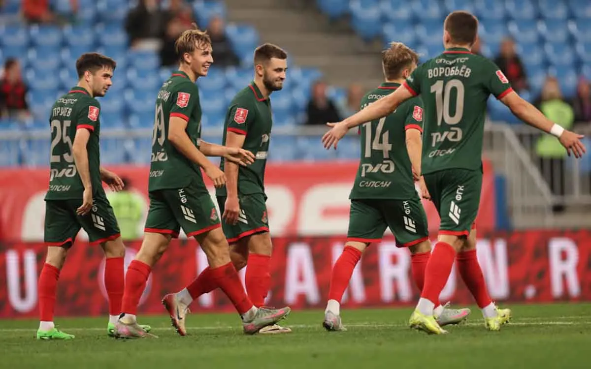 2Akron-Lokomotiv-FC-Lokomotiv.webp