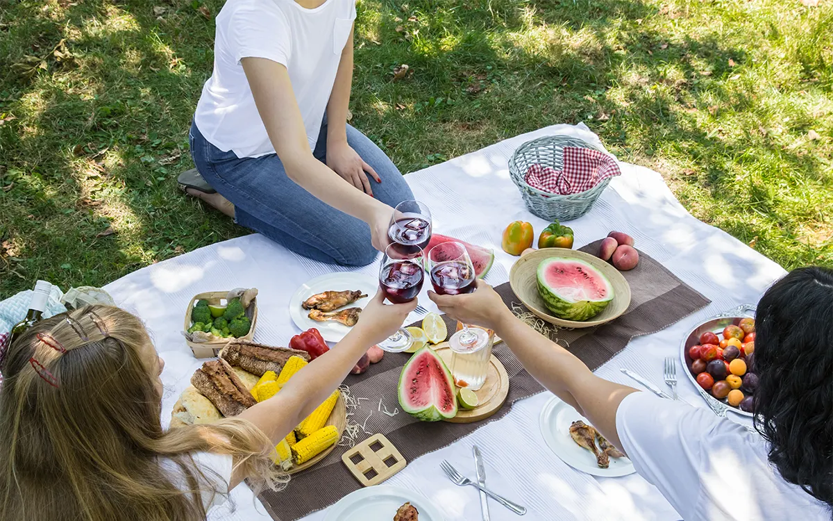 3Picnic-photo-Freepic.webp