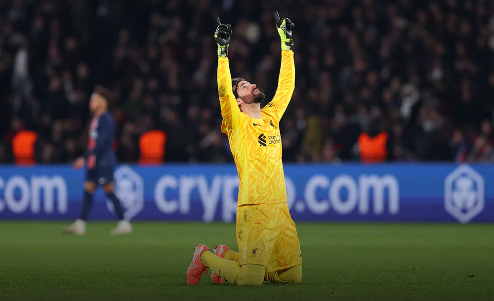 Победа с отставанием в 25 ударов. Вратарь «Ливерпуля» сыграл матч жизни