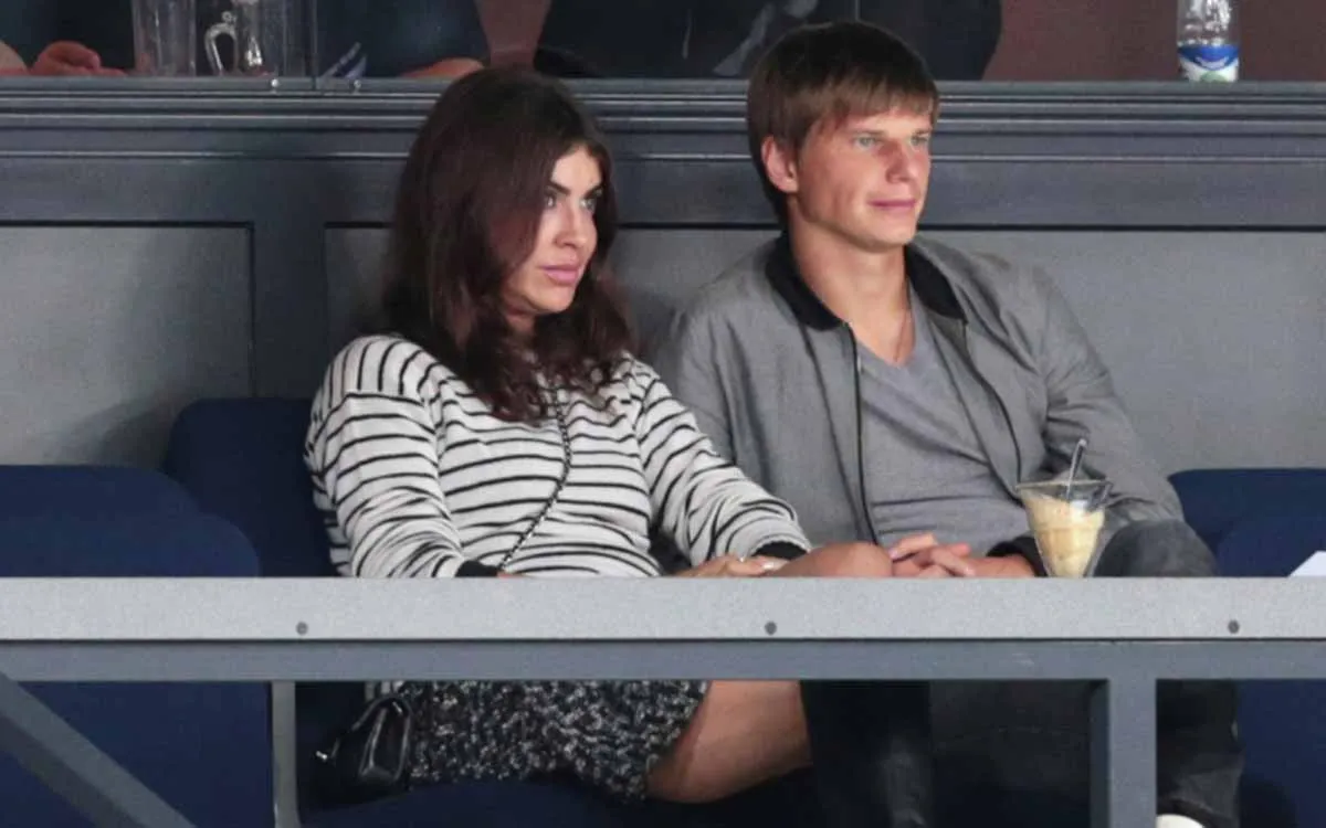 Andrey-Arshavin-Alica-Kazmina-ria2.webp