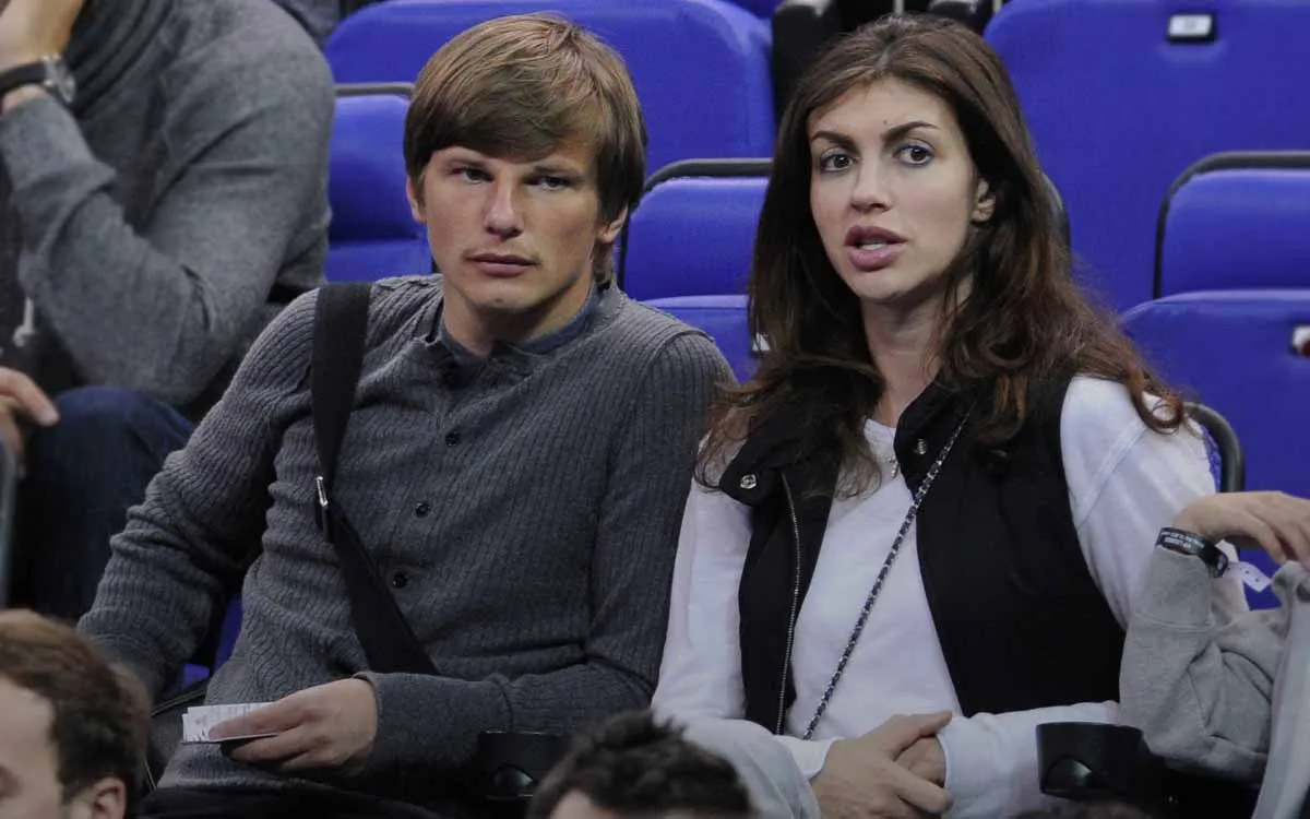 Море судов и украденный миллион евро. Вместо любви Аршавина ждал калейдоскоп скандалов