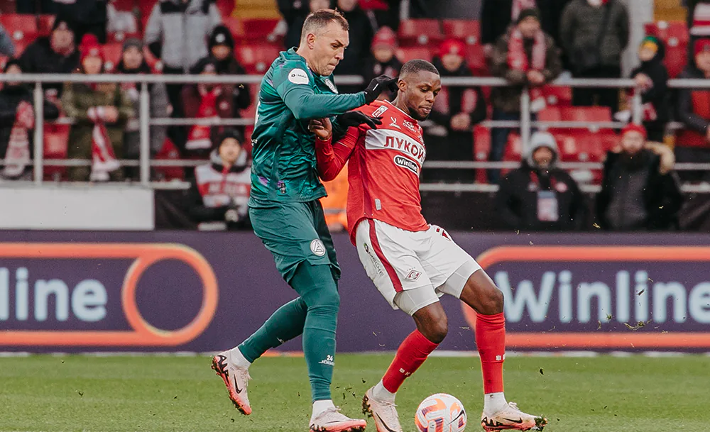 Артем_Дзюба_«Акрон»_–_«Спартак»_Фото_ФК_«Акрон» (2).webp