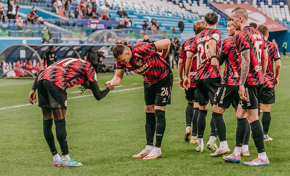 Артем Дзюба. Фото ФК «Акрон» 00001.webp