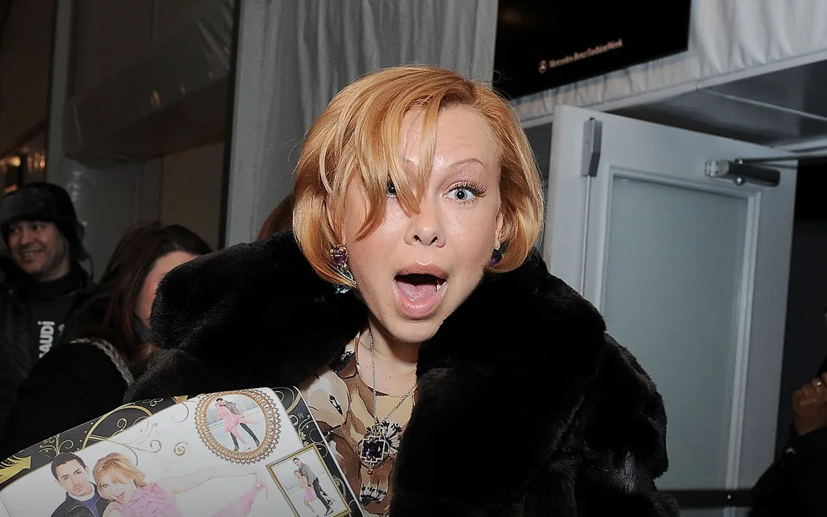 Муж ушёл – наступила нищета. Скандальная украинка лишилась денег и теперь продаёт вещи