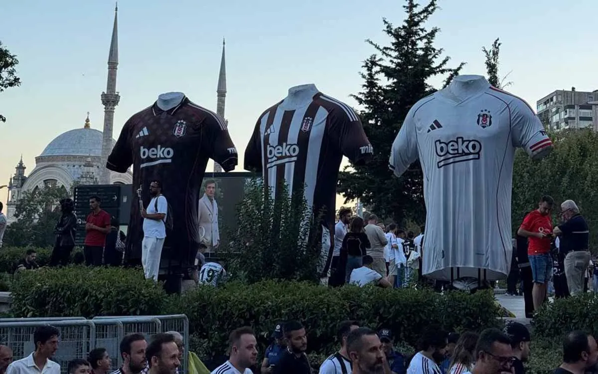 Besiktas-forma-Daniil-Brik.webp