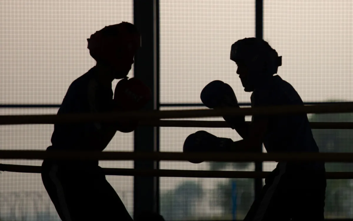 Боксёры едва не довели друг друга до смерти. Они провели 7 часов и 110 раундов в ринге