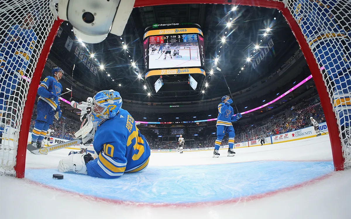 ChicagoBlackhawks-LouisBlues-GettyImages.webp