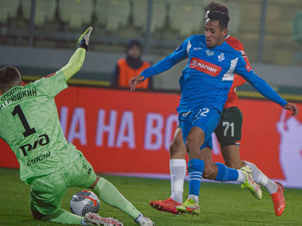 Динамо_Мх_Локомотив,_ФК_Динамо_Махачкала (1).webp