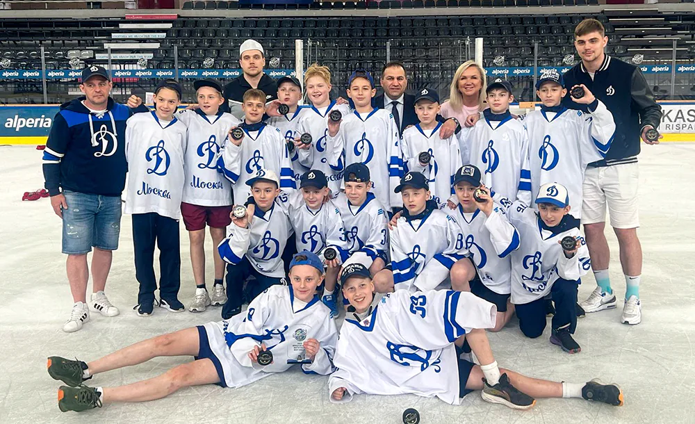 Динамо_U13_Фото_СШ_«Динамо»_имени_А_И_Чернышева.webp