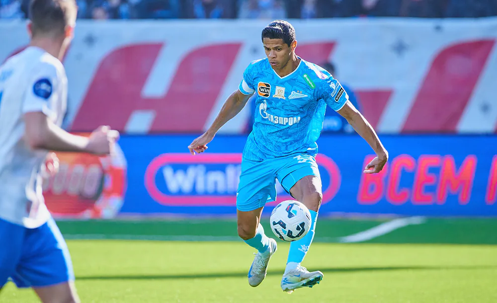 Дуглас Сантос. Фото ФК «Зенит».webp