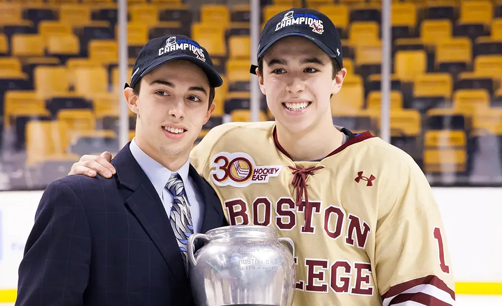 Джона и Мэттью Годро. Фото НХЛ.webp