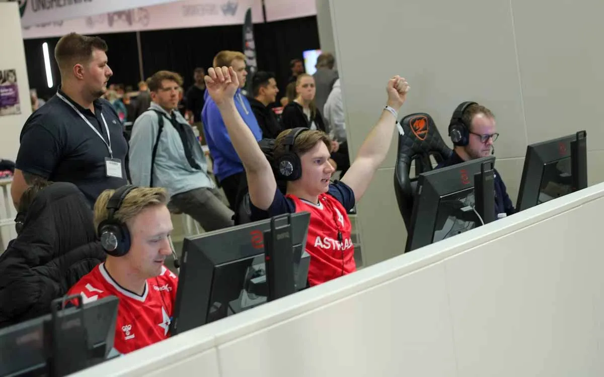 ECSTATIC-HLTV.webp