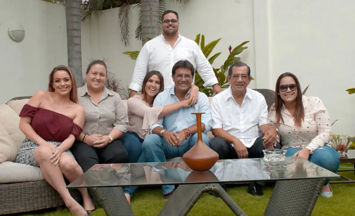 Ecuador_Carlos Luis Morales & family.webp