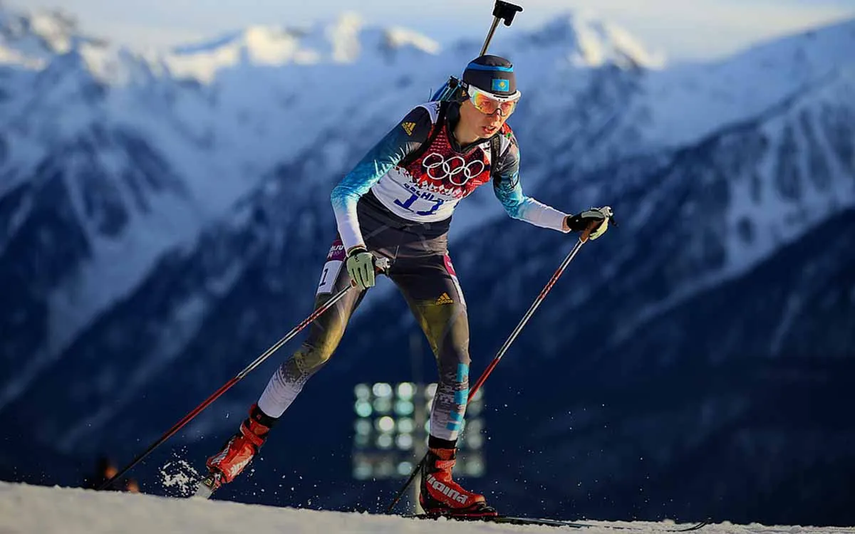 Снялась обнажённой для журнала. Но сохранила место в сборной и завоевала медаль