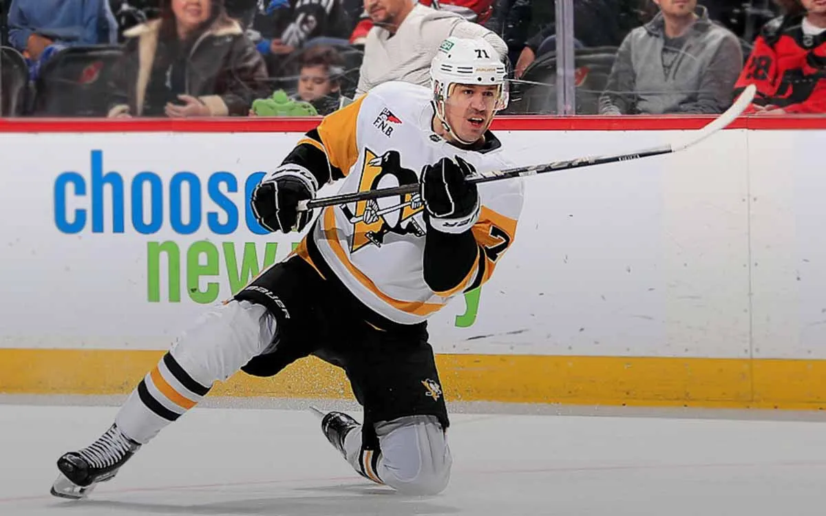 НХЛ стартовала с дубля Малкина! Ветеран спустил на землю звёздный «Нью-Йорк»