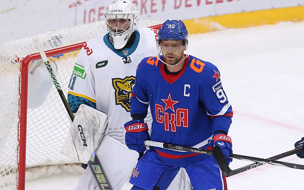 Евгений_Кузнецов,_Илья_Смирнов_photo_khl_ru.webp