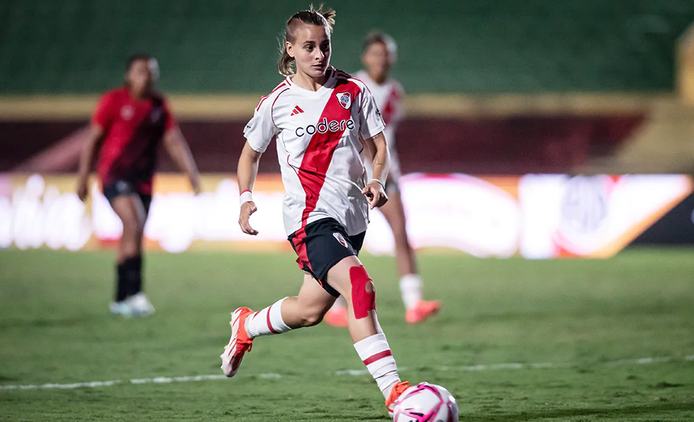 Фото ЖФК Ривер Плейт.webp