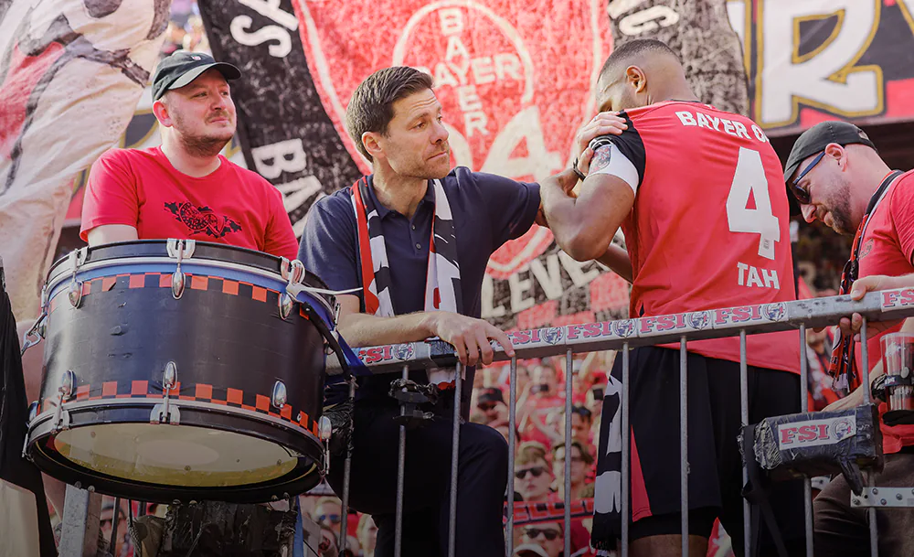 Аспириновая распродажа. Ушёл из «Байера» Алонсо, на сторону смотреть стали и футболисты