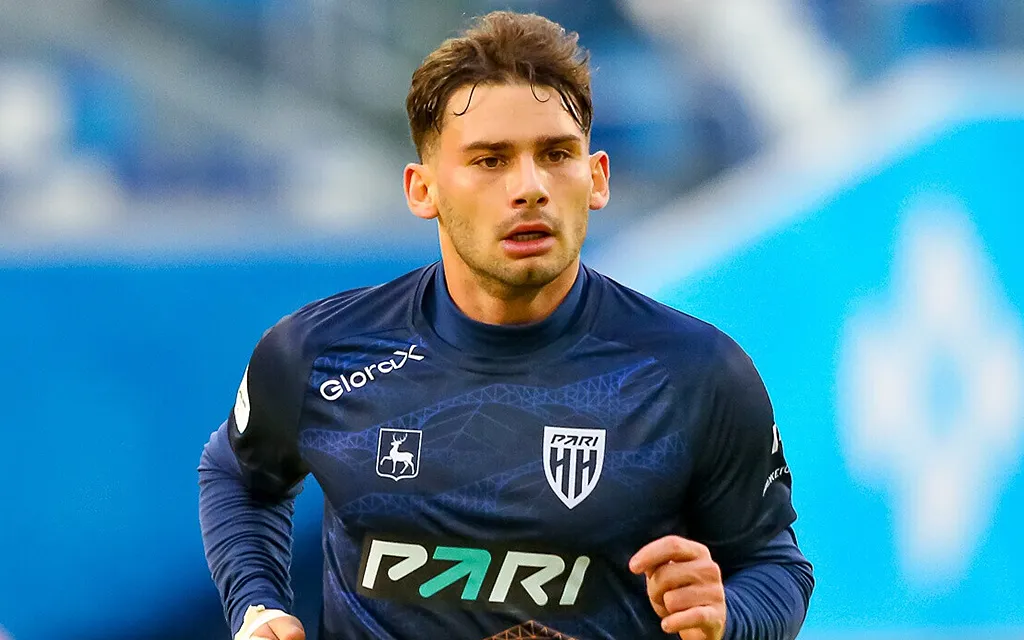 Хуан Боселли, ФК Пари НН4.webp