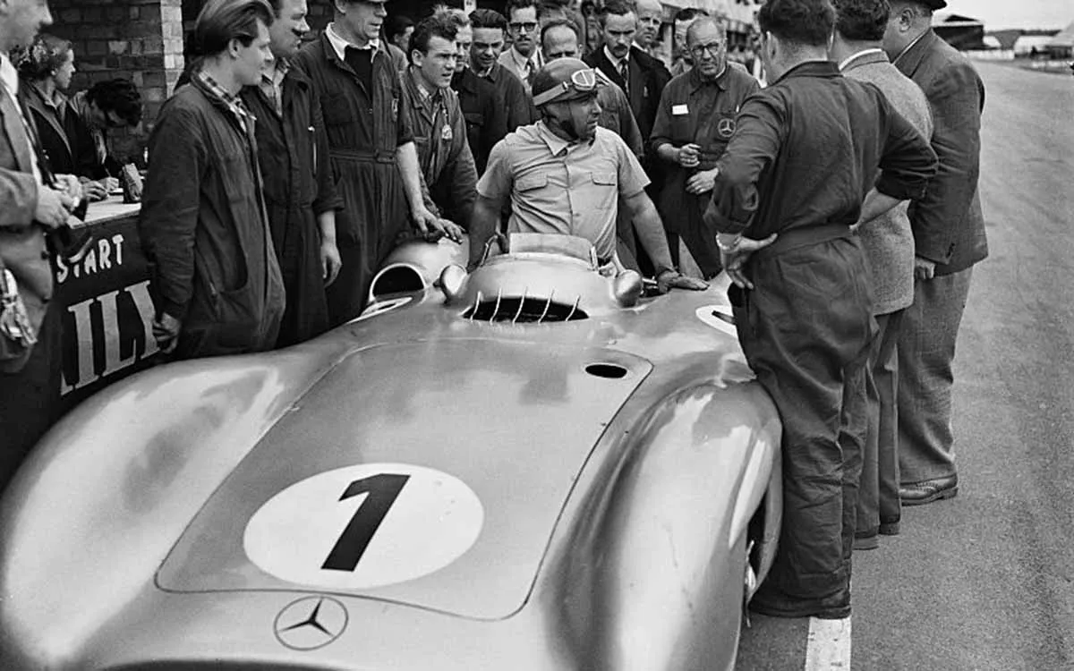 Juan-Manuel-Fangio-GettyImages.webp