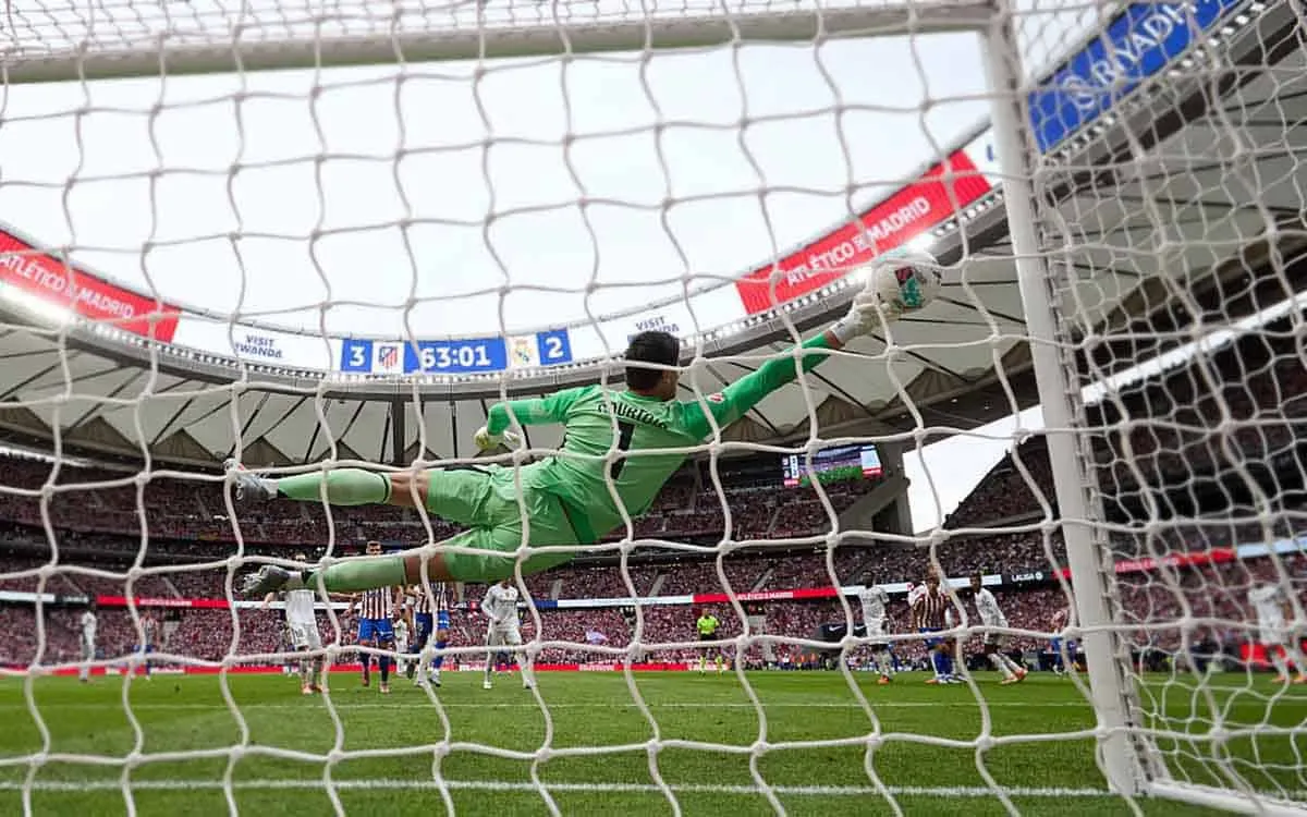 Julian Alvarez-Atletico-Real-GettyImages-3.webp
