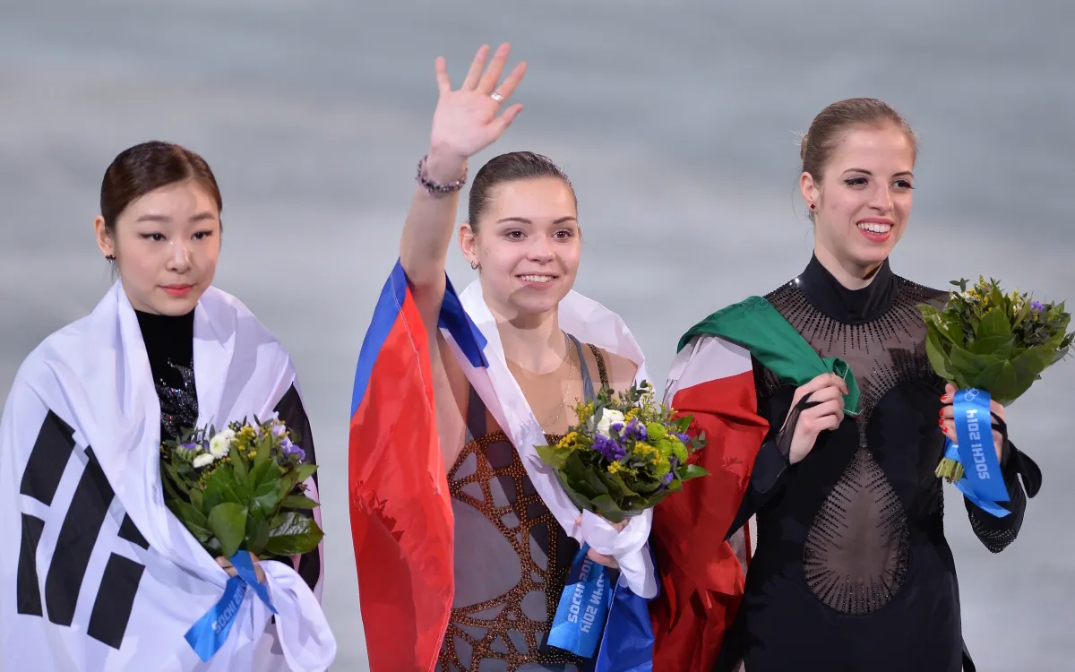 KimUNa-Adelina-Sotnikova-Karolina-Costner-RIA.webp
