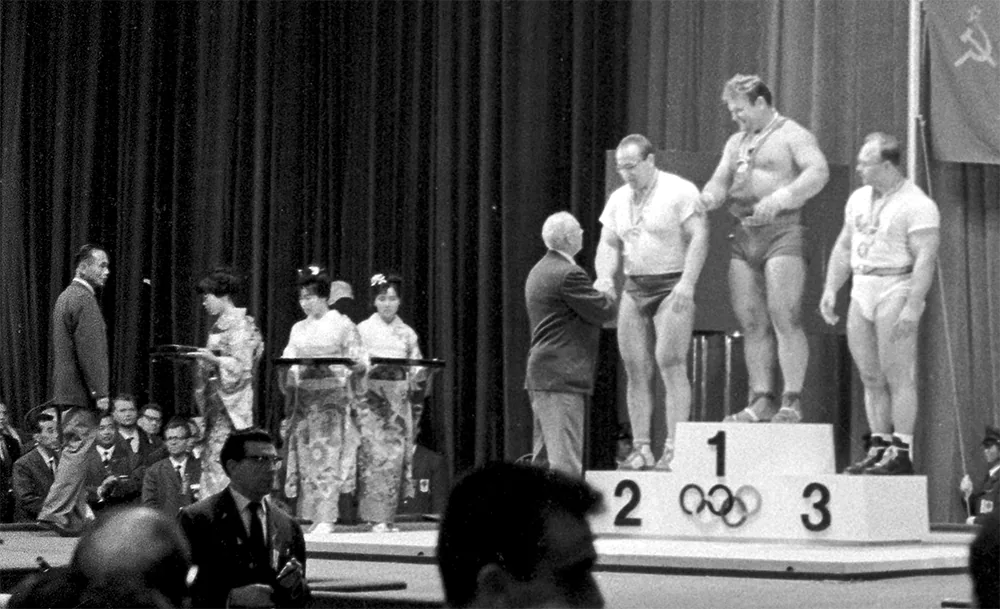 Леонид_Жаботинский_Юрий_Власов_Норберт_Шеманский_ОИ_1964_Фото.webp