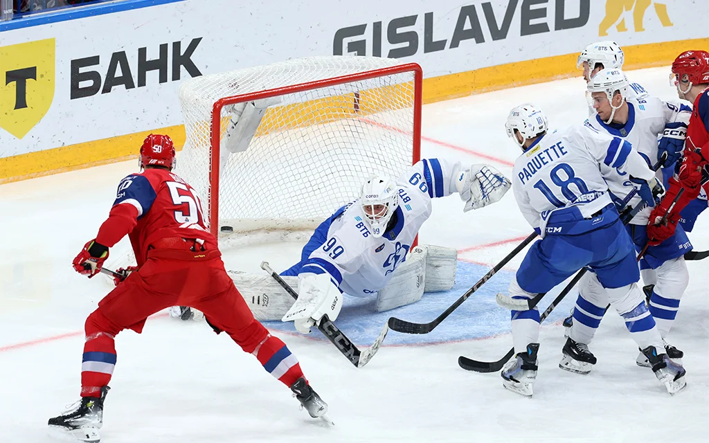 Локомотив_Динамо,_Неелов_Ярослав_и_photo_khl_ru.webp