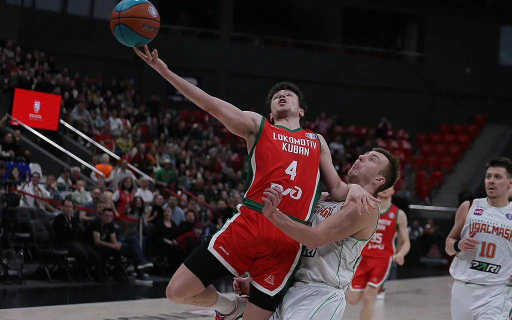 Локомотив_Кубань_Уралмаш,_Единая_Лига_ВТБ3.webp