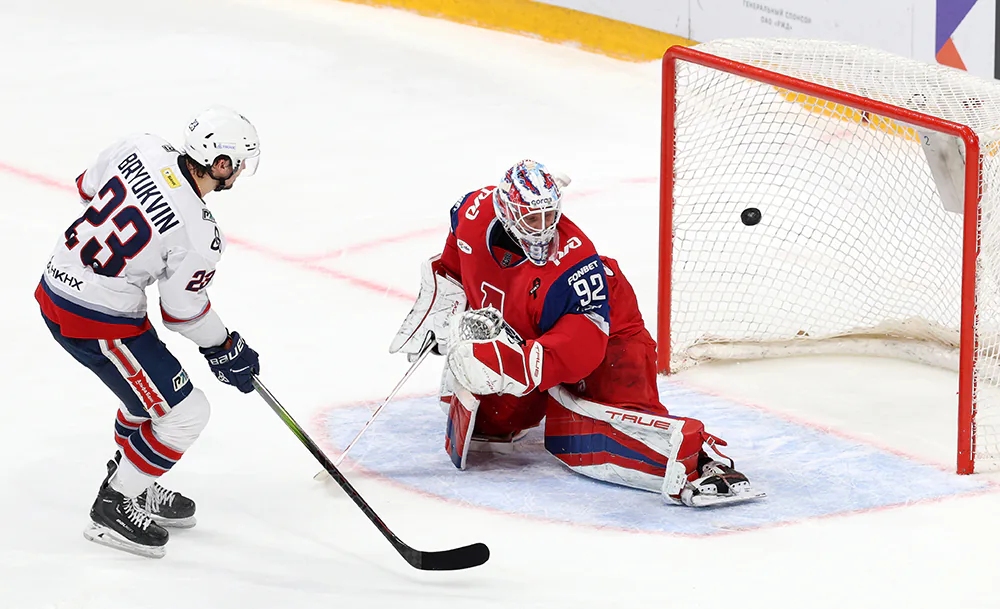 «Локомотив»_–_«Нефтехимик»_Фото_Ярослав_Неелов___photo_khl_ru.webp