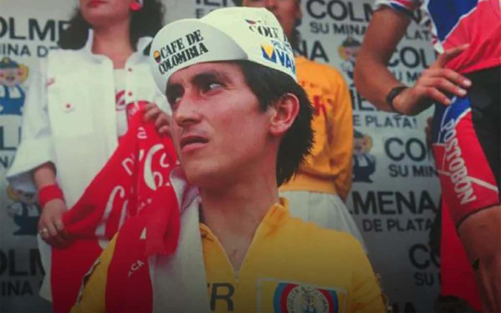 Легендарного велогонщика обвиняют в убийстве четырёх соседей. Ему не хотели продавать землю