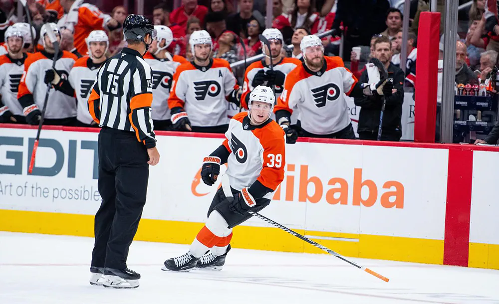 Матвей Мичков. Фото НХЛ.webp