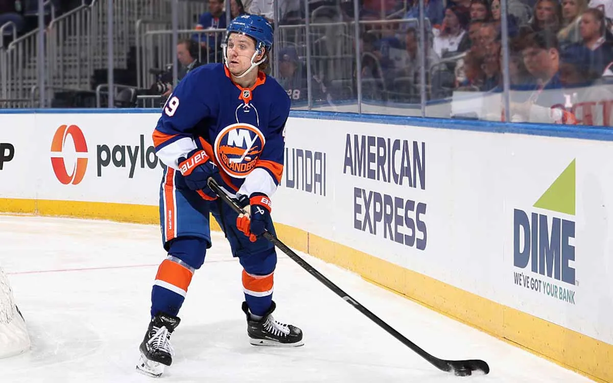 Maxim-Shabanov-New-York-Islanders-GettyImages.webp