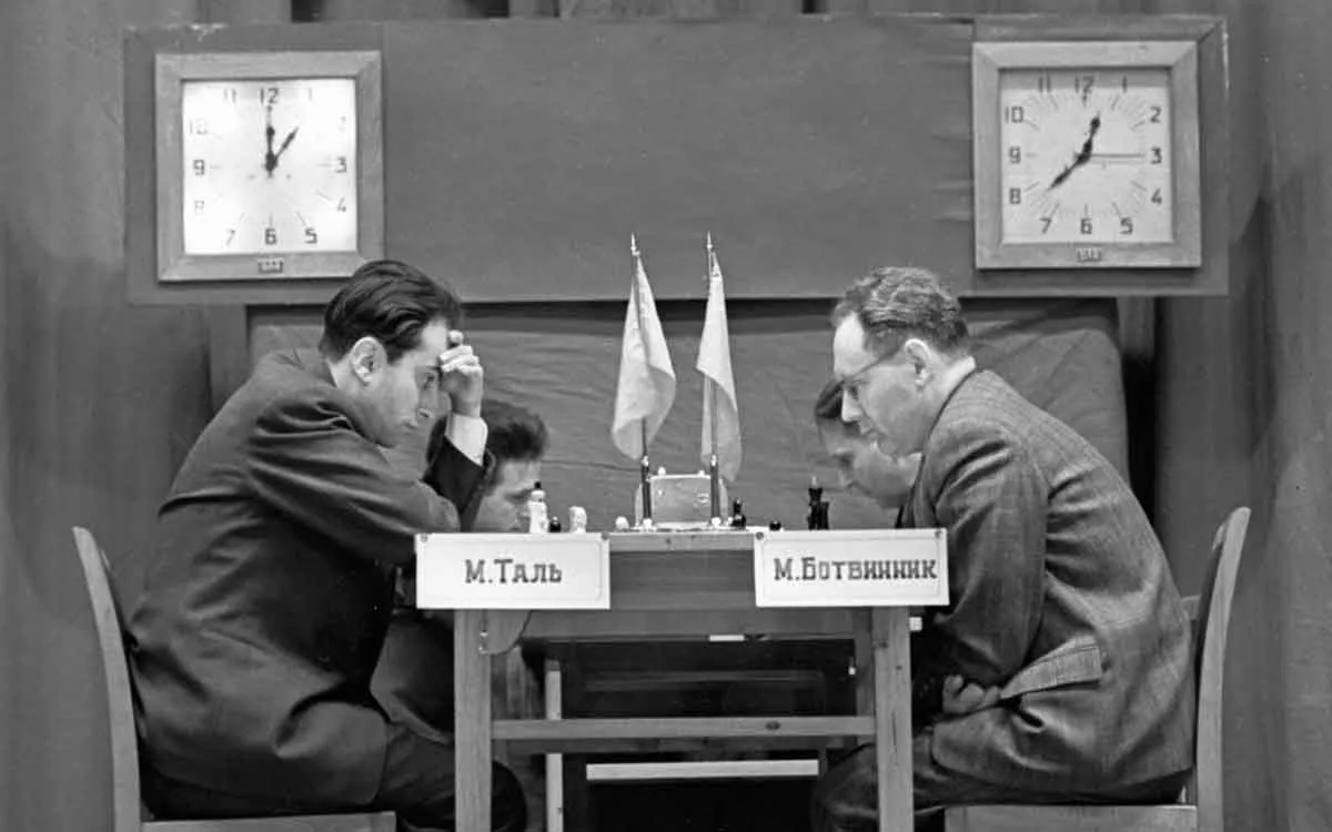 Mihail-Tal-Botvinnik-1960-ria.webp