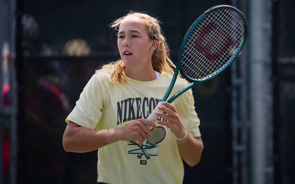 Мирра обратилась к психологу. Последней каплей стало пугающее самоистязание на корте