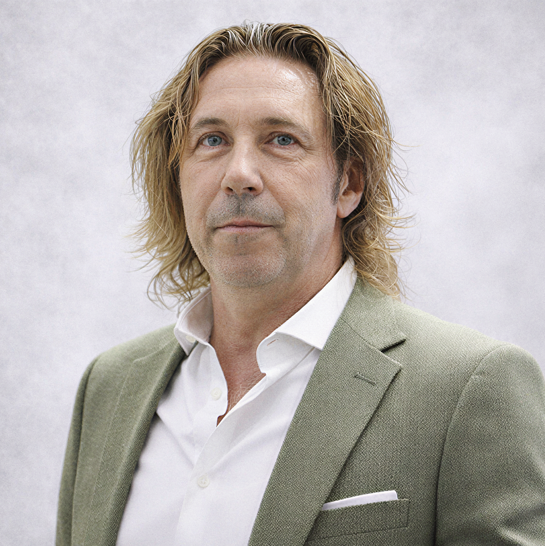  Александр Мостовой