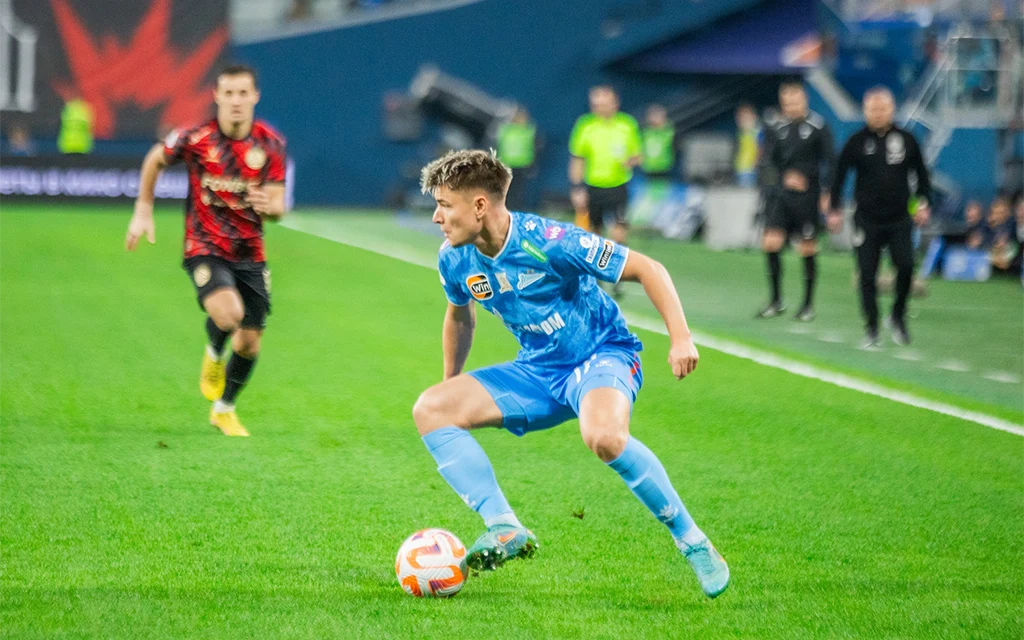 Мостовой, ФК Зенит.webp