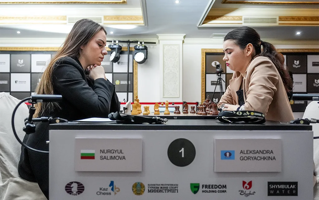 Нюргул Салимова и Горячкина, FIDE.webp