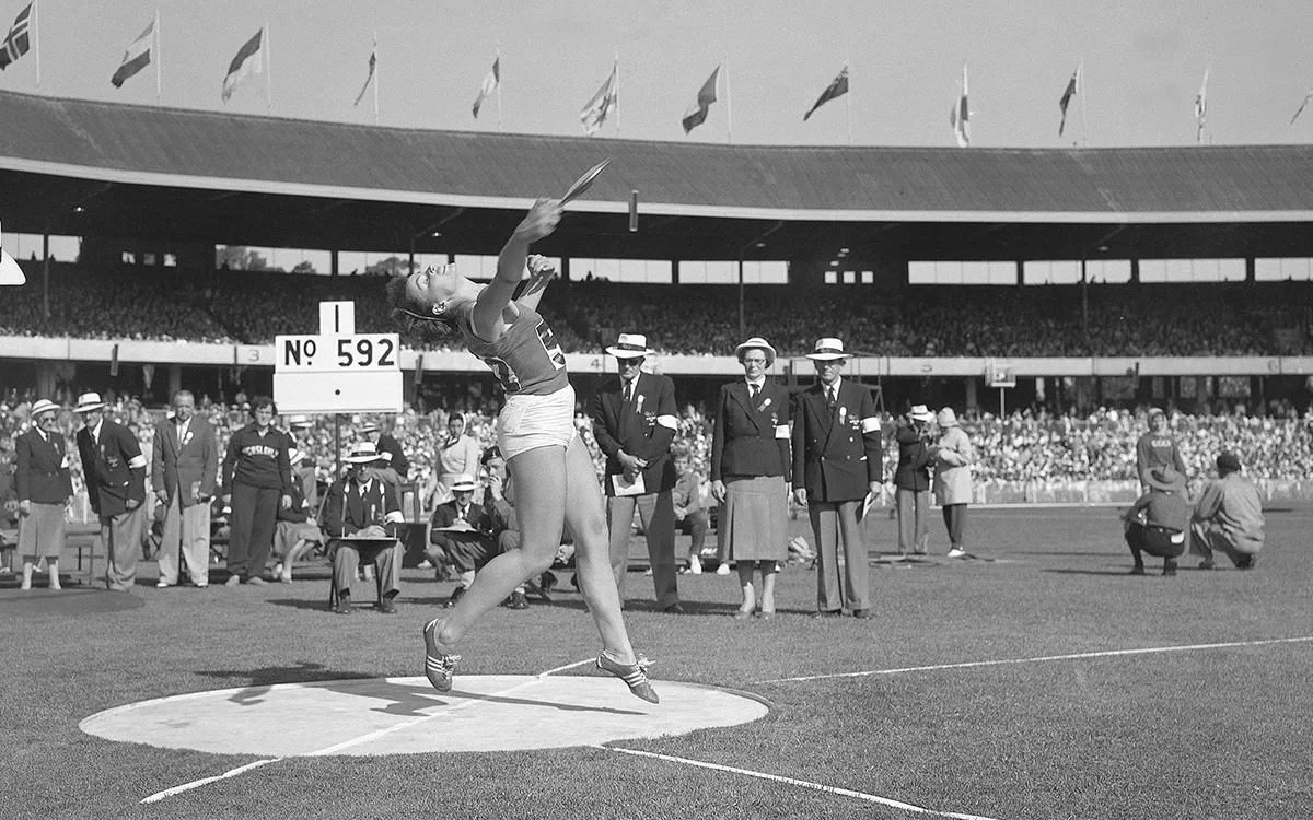 OlgaFikotová-olympic-1956-GettyImages.webp