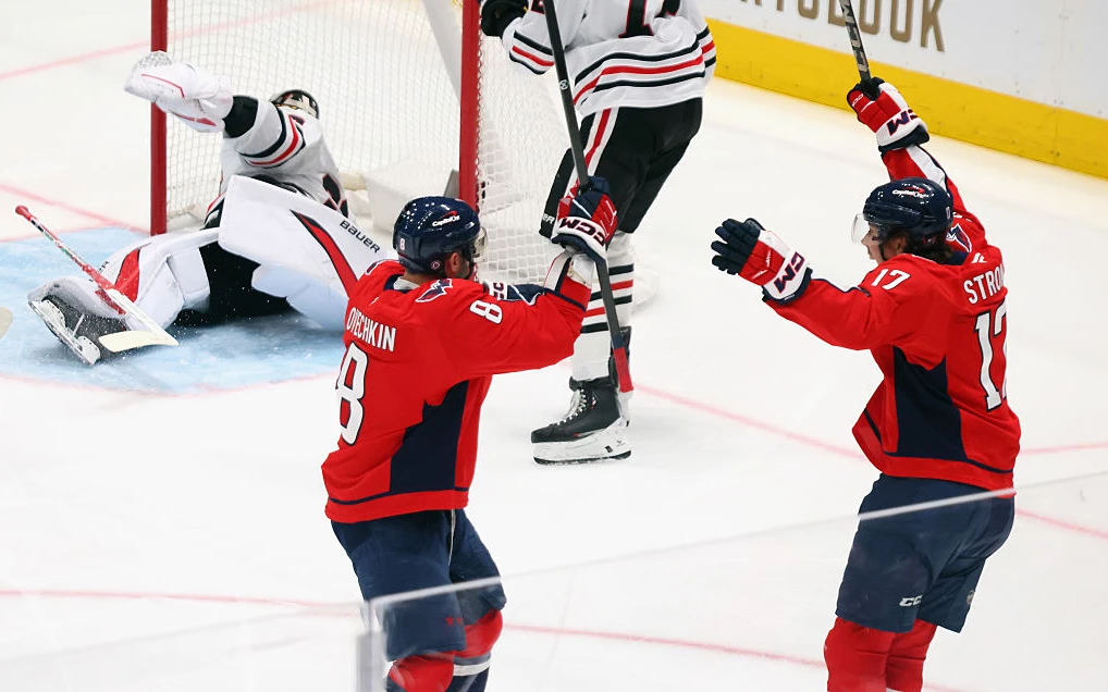 Овечкин и Дилан Строум, Getty Images.webp