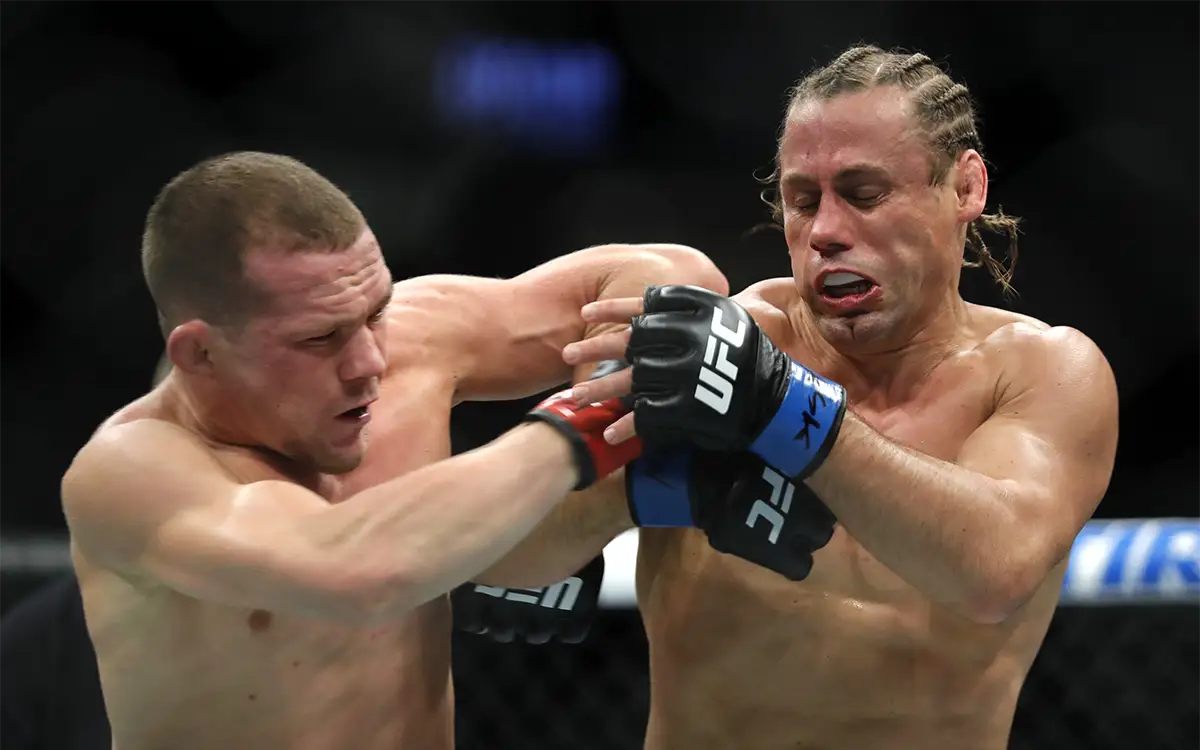 Petr-Yan-Urijah-Faber-GettyImages2.webp
