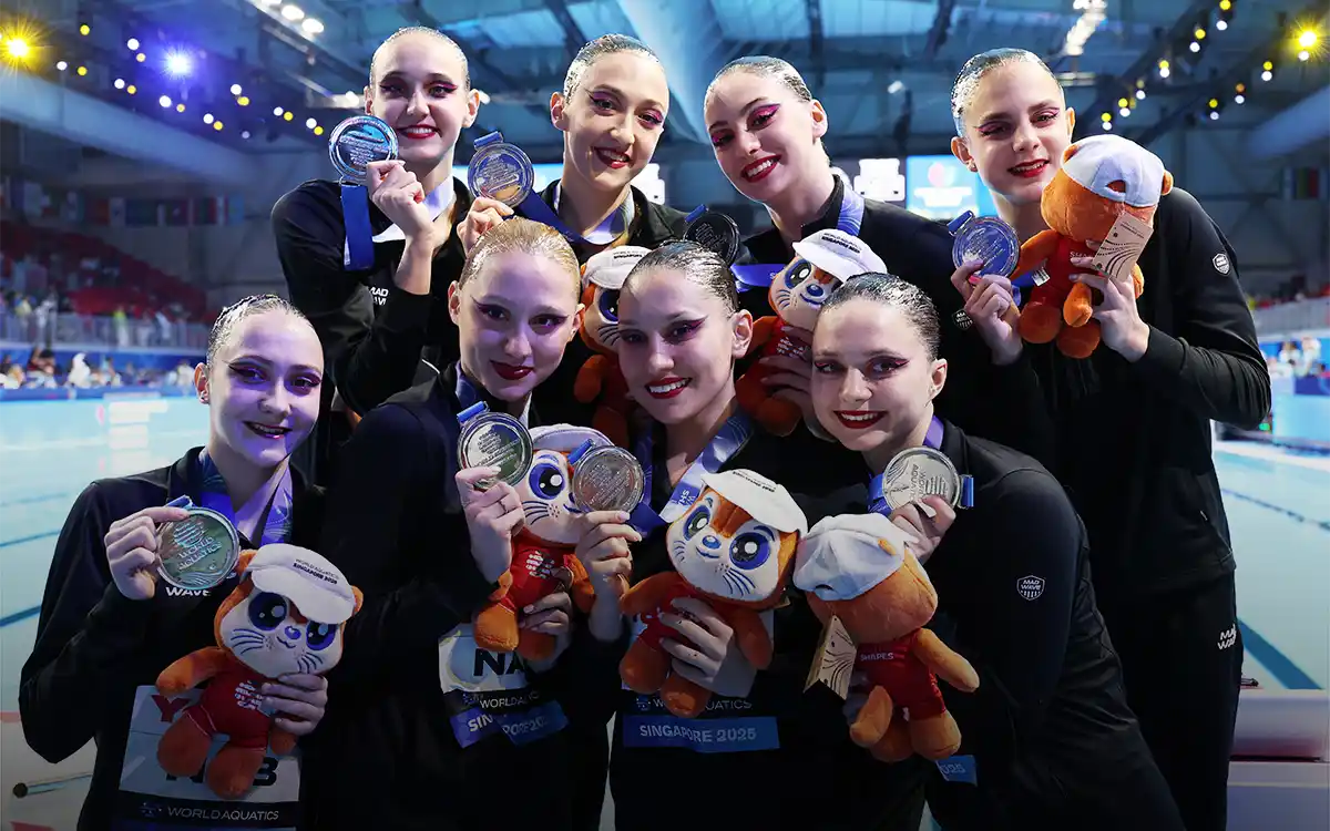 Russia-ArtisticSwimming-GettyImages1 (2).webp