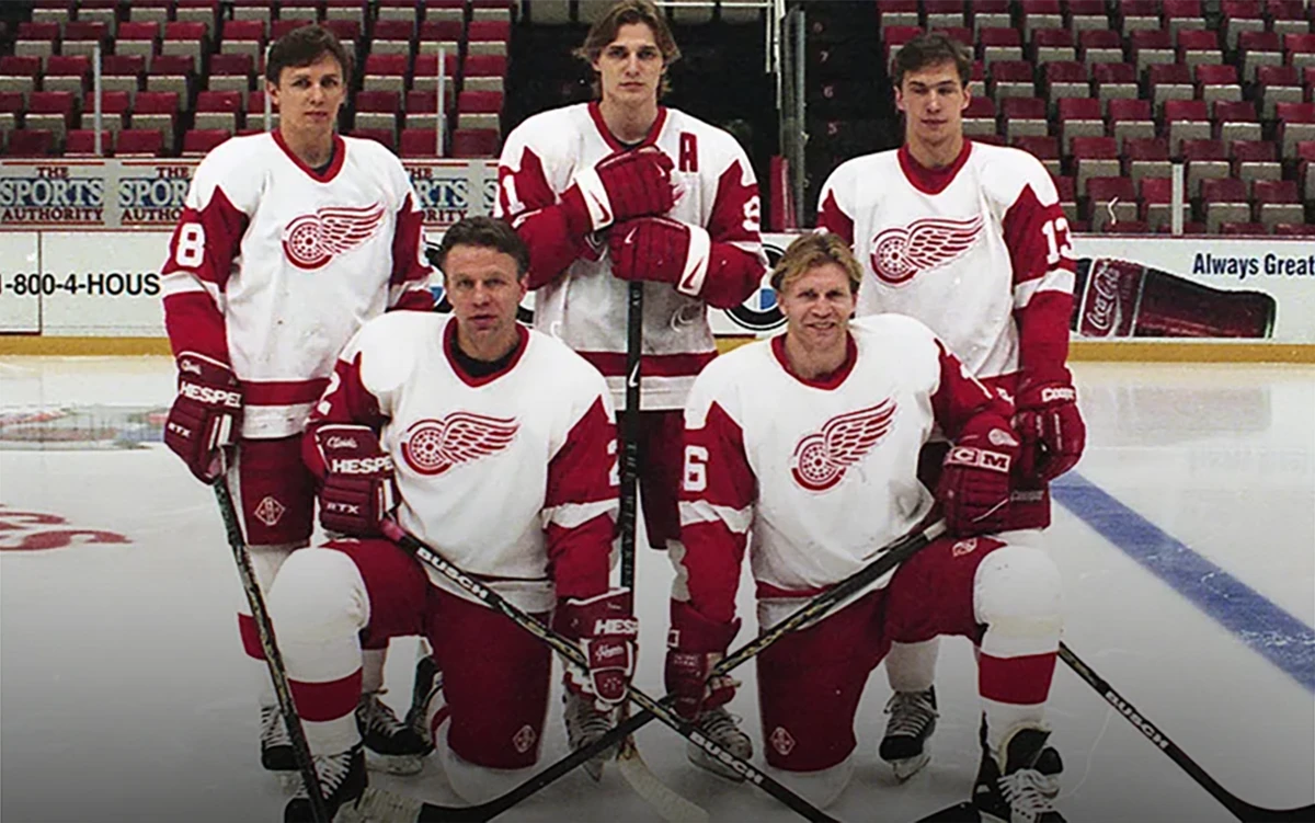 Навевали ужас на Америку. Как «Русская пятёрка» перевернула НХЛ и завоевала сердца фанатов