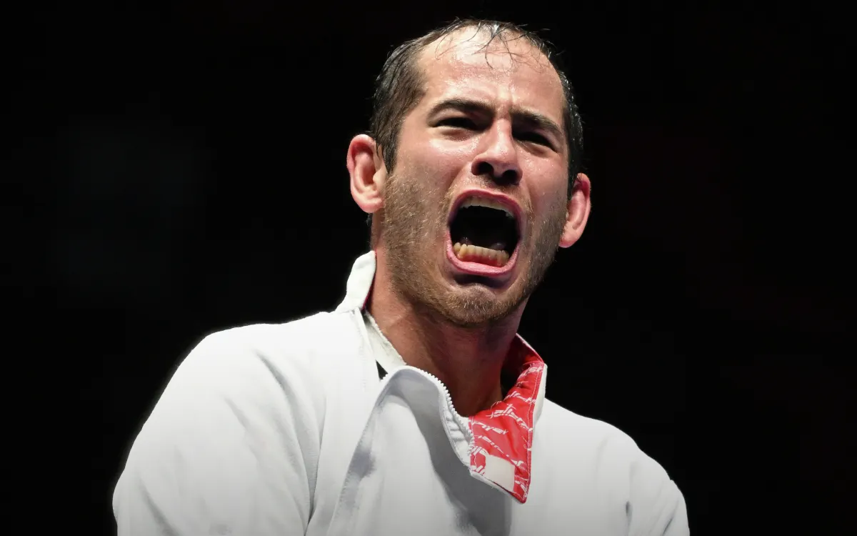 Олимпийская мечта семьи фехтовальщиков рухнула. Их побег из России в США оказался зря