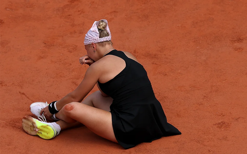 Шнайдер не вынесла испытания трибунами. Украинка прошла дальше под овации публики