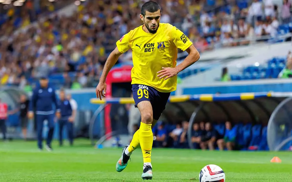 Timur-Sulejmanov-fc-Rostov.webp