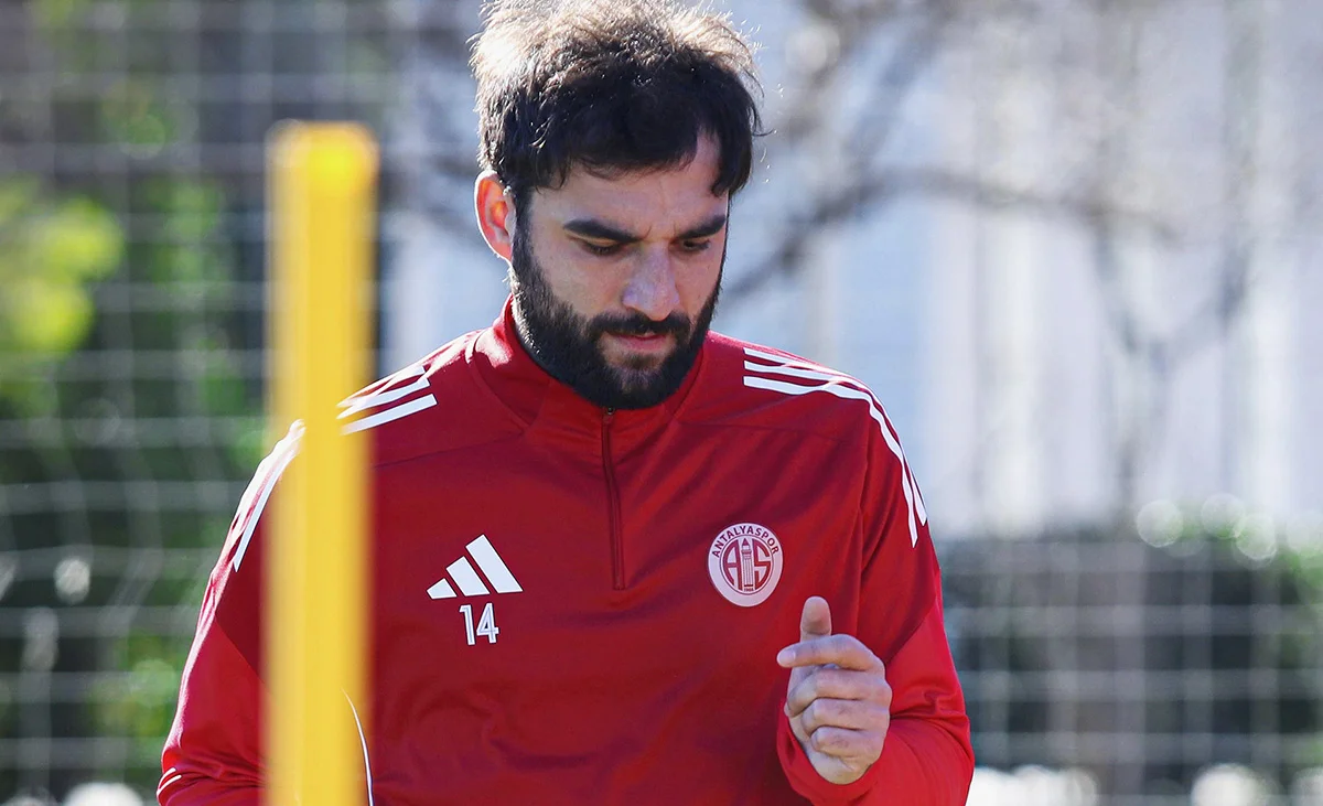 Transfers_Georgy Dzhikiya (Antalyaspor).webp