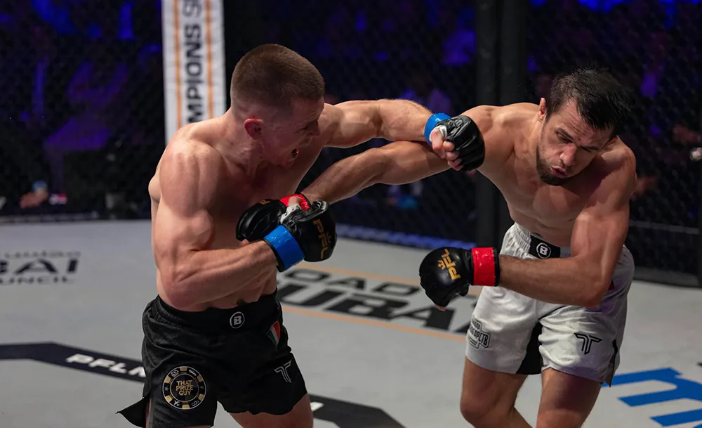 Усман_Нурмагомедов_Пол_Хьюз_Фото_PFL_MMA_00010.webp