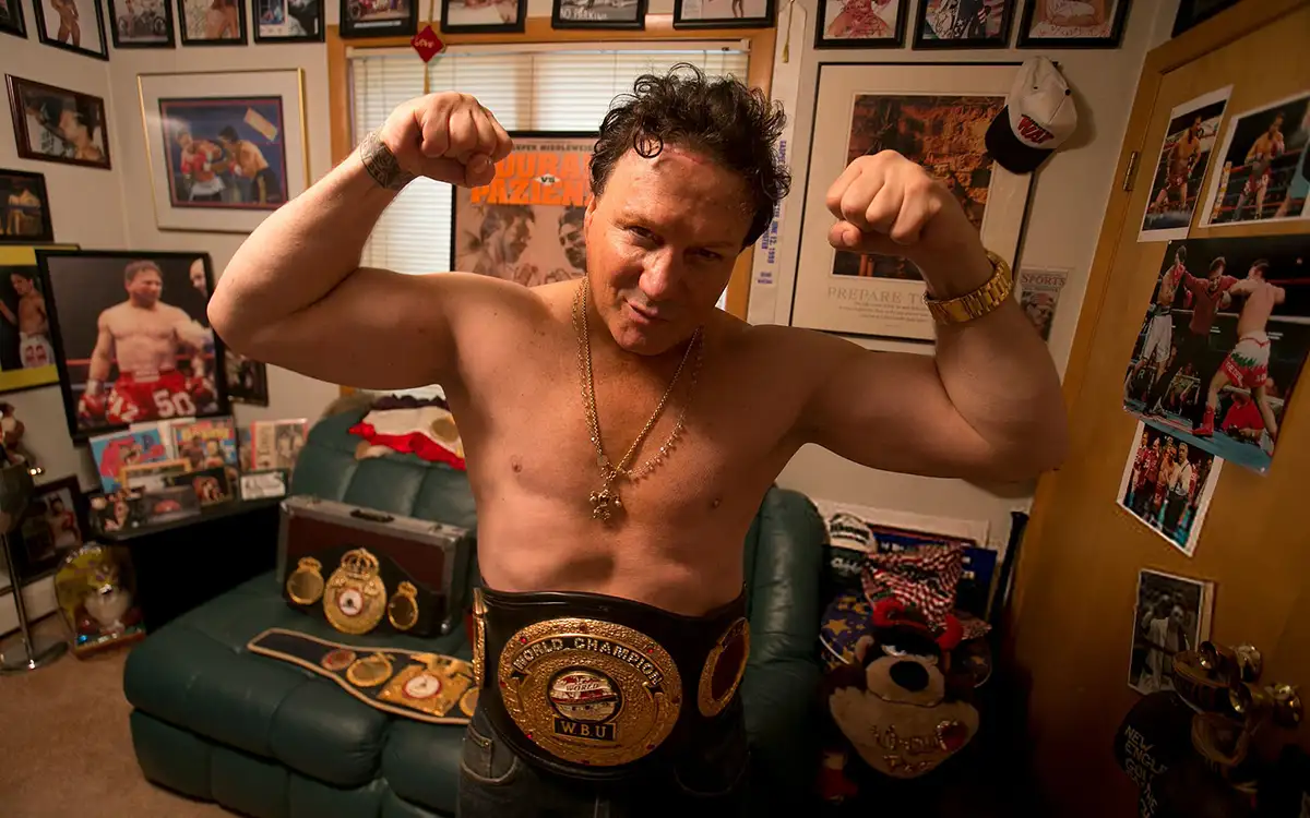 Врачи предрекали ему паралич. Но он вернулся на ринг